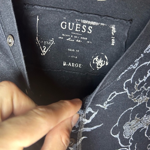 Vintage Guess Japanese metallic waves single-stitch shirt - Picture 2 of 9